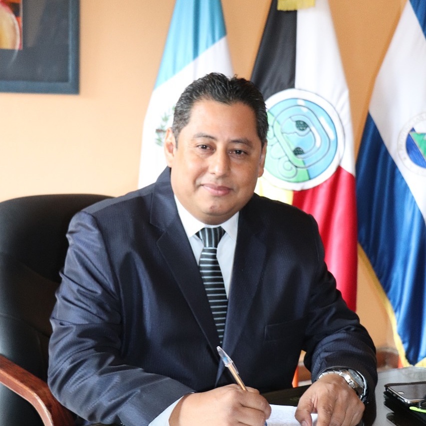 Soy Byron González